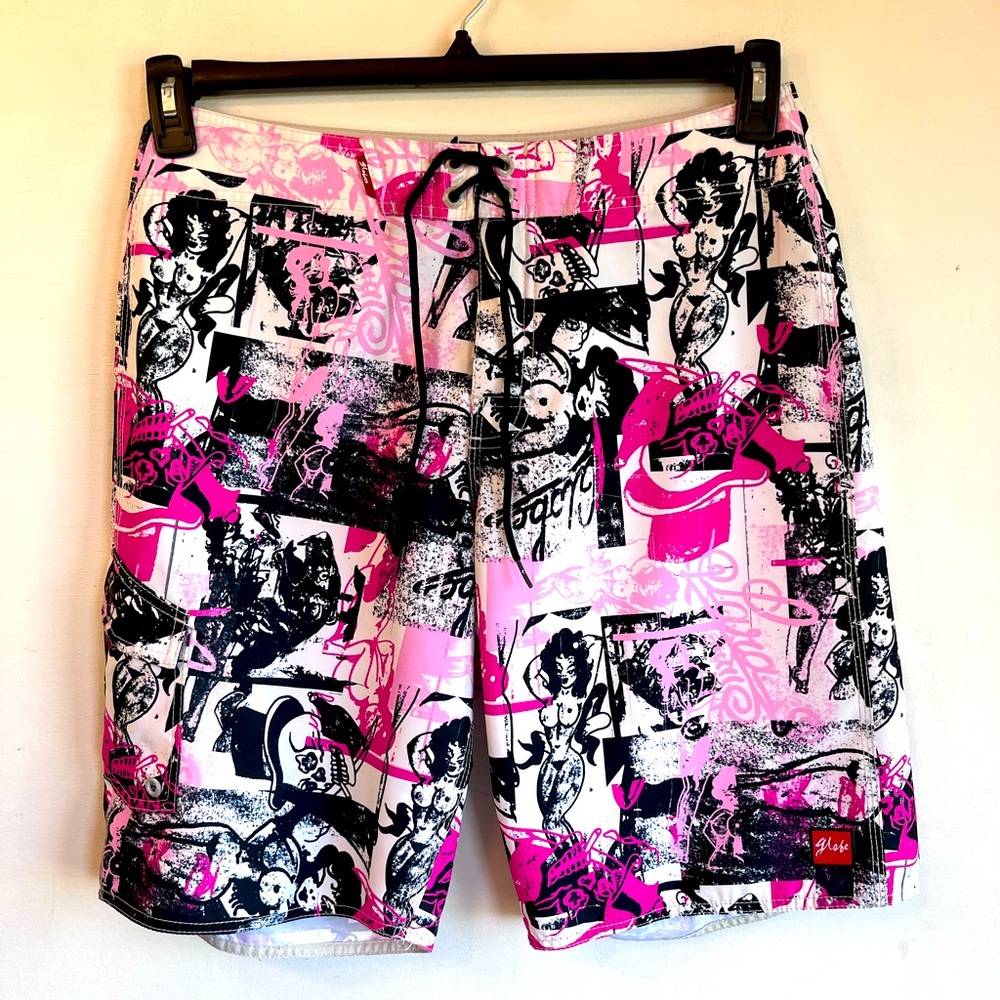 Globe surf brand Board shorts, 34, multicolored design, pocket, drawstring